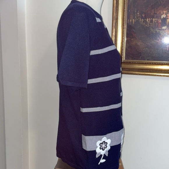 NWT Alfred Dunner Short Sleeve Floral Embroidered Sweater. Large Petite. - Picture 5 of 14